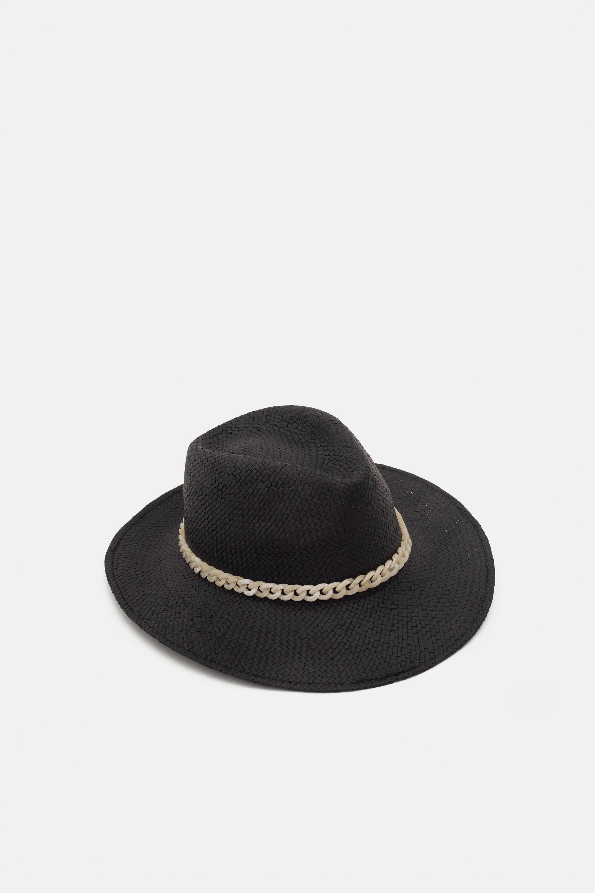 Chain~Black