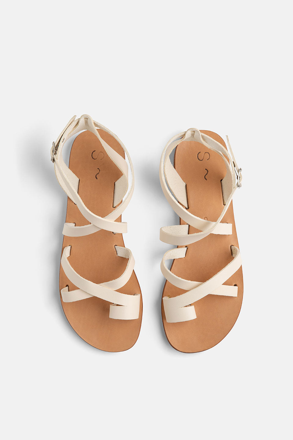Gaia~ Off white