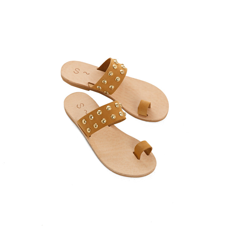 Faros~Nubuck Studs